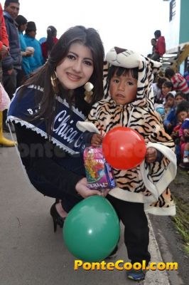 Con la participación de integrantes y voluntarios de PonteCool.com y las Chicas Cool, se realizo un agasajo a los niños de escasos recursos con la donación voluntaria de personas y negocios. Este agasajo llego a 130 niños del sector.
