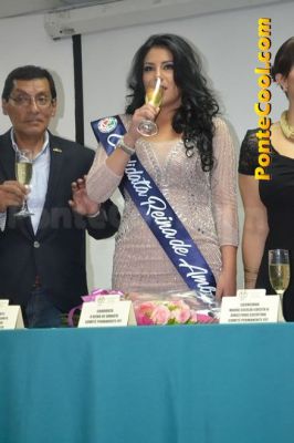 Inscripción de Samanda Nuñez candidata a Reina de Ambato 2016
