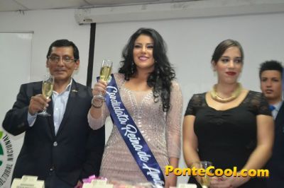 Inscripción de Samanda Nuñez candidata a Reina de Ambato 2016
