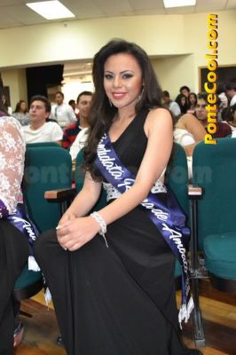 Inscripción de Ibeth Castro candidata a Reina de Ambato 2016
