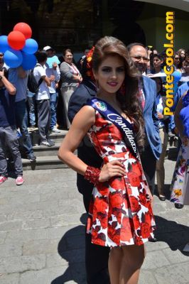 Inscripción de Ibeth Castro candidata a Reina de Ambato 2016
