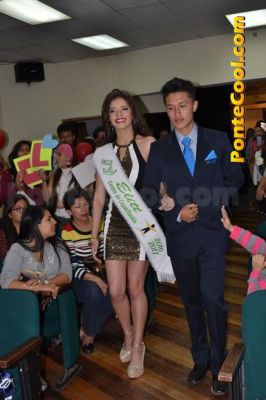 Inscripción de Nicol Pérez candidata a Reina de Ambato 2016
