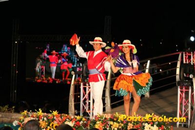 Presentación Oficial LXV Fiesta de la Fruta y las Flores 2016
