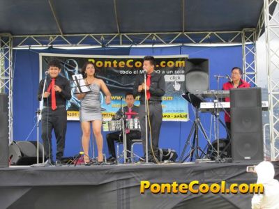 Festival deportivo, artístico y gastronómico Unidad Educativa Bolívar 2016
