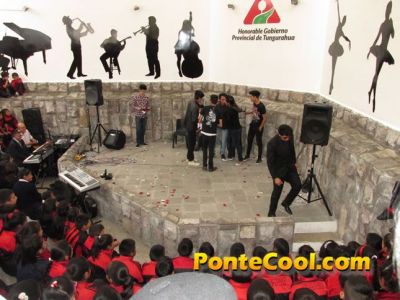 Pintura, arte, música y cultura Unidad Educativa Bolívar 2016
