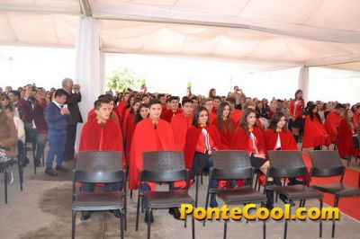 Graduación estudiantes del Colegio Atenas promoción 2016
