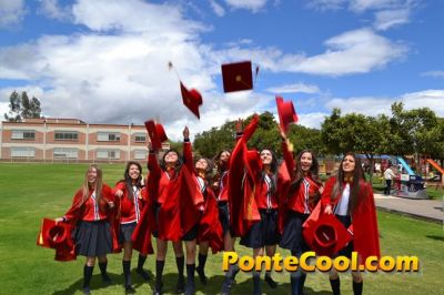Graduación estudiantes del Colegio Atenas promoción 2016
