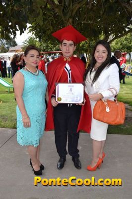 Graduación estudiantes del Colegio Atenas promoción 2016
